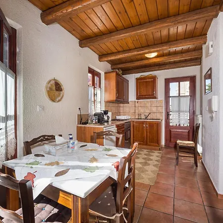 Apartment Nelfi's Ii - Arachova