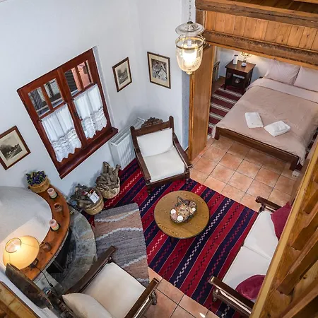 Nelfi's Ii - Apartament